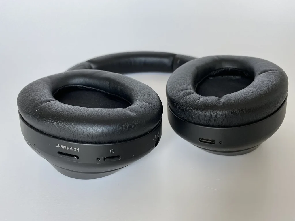Auriculares inalámbricos.