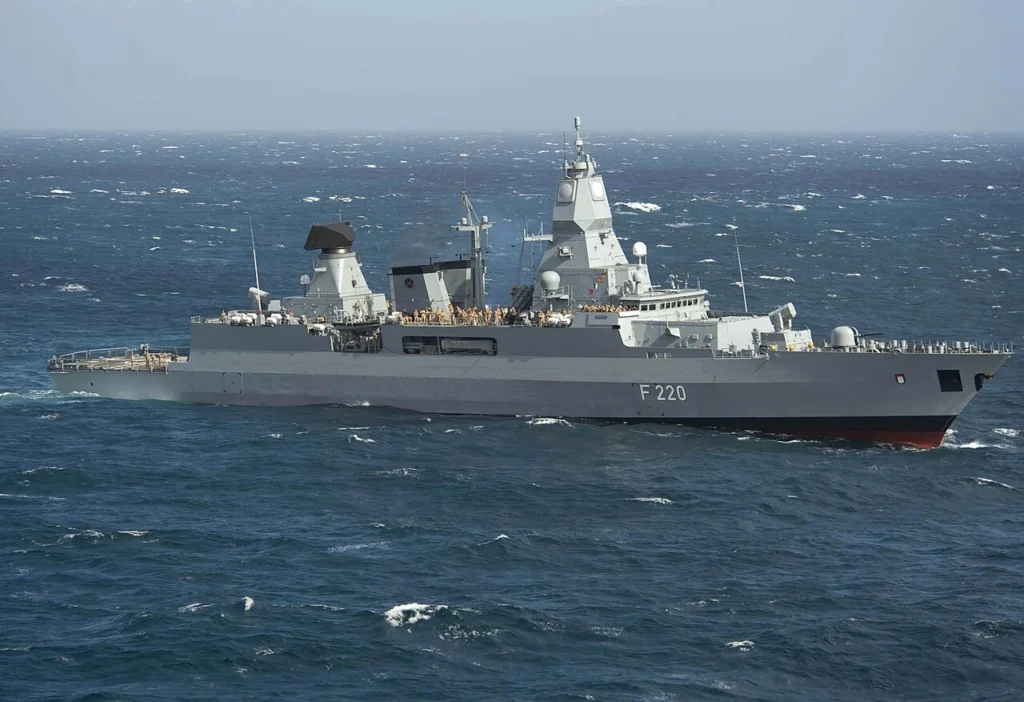 Fragata alemana Hamburg en el Mediterráneo, en una fotografía de archivo de 2013.