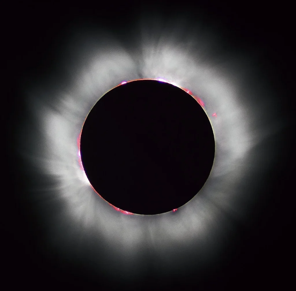 Fotografía de un eclipse solar total.