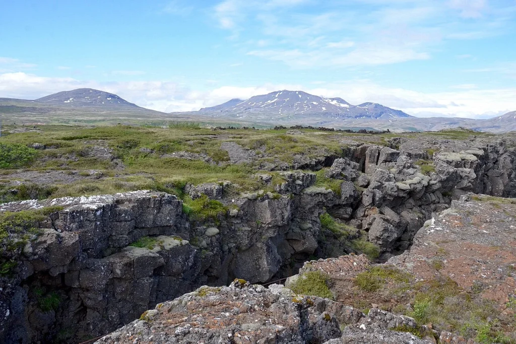 Paisaje de la zona de separación de placas de Thingvellir, Islandia.