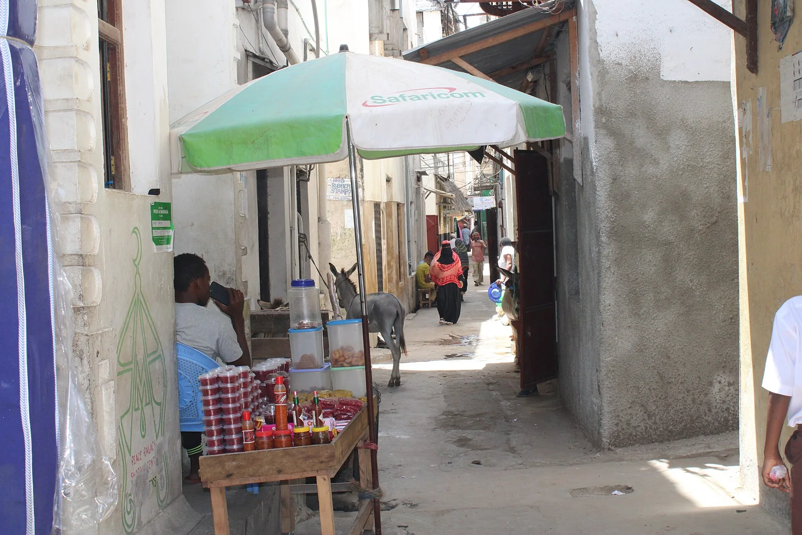 Calle del casco antiguo de Lamu, Kenia.