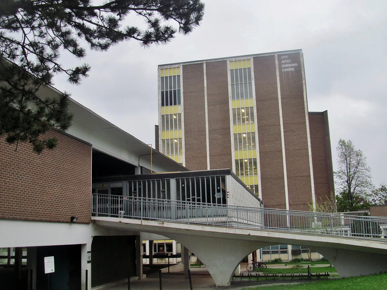 Edificio del City Adult Learning Centre.