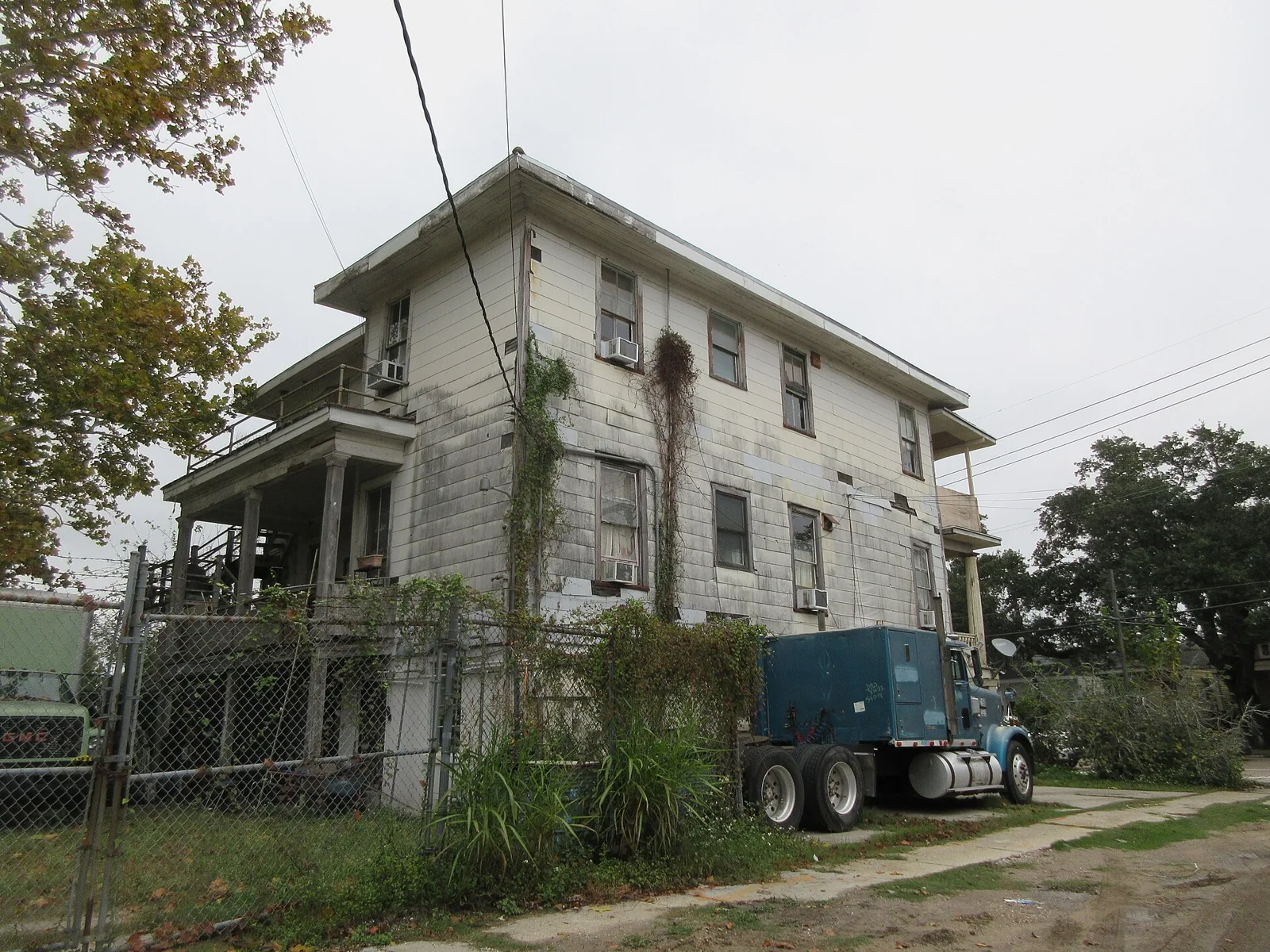 Edificio residencial de varias viviendas.