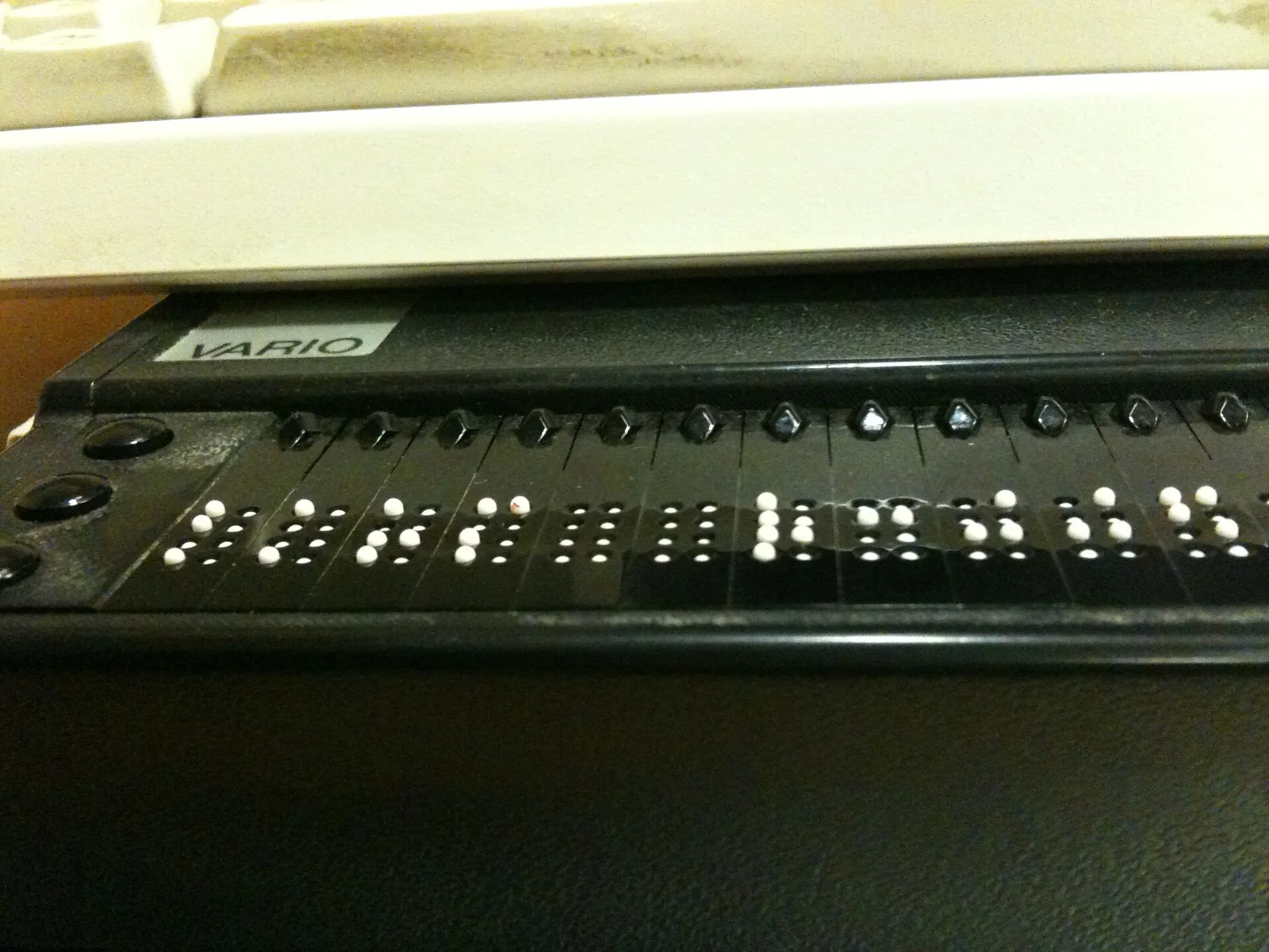 Dispositivo de línea braille actualizable.