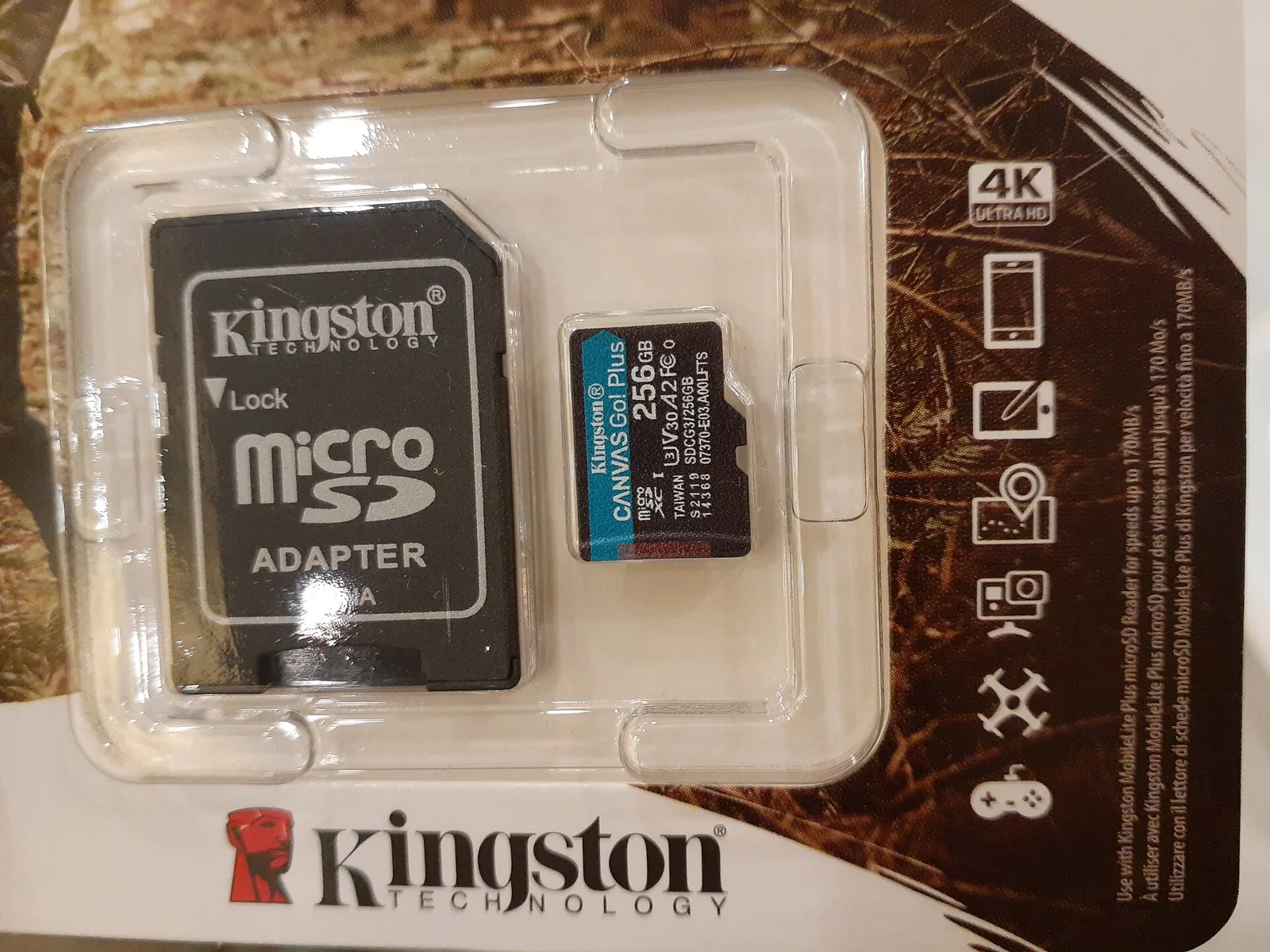 Tarjetas de memoria SD Kingston.
