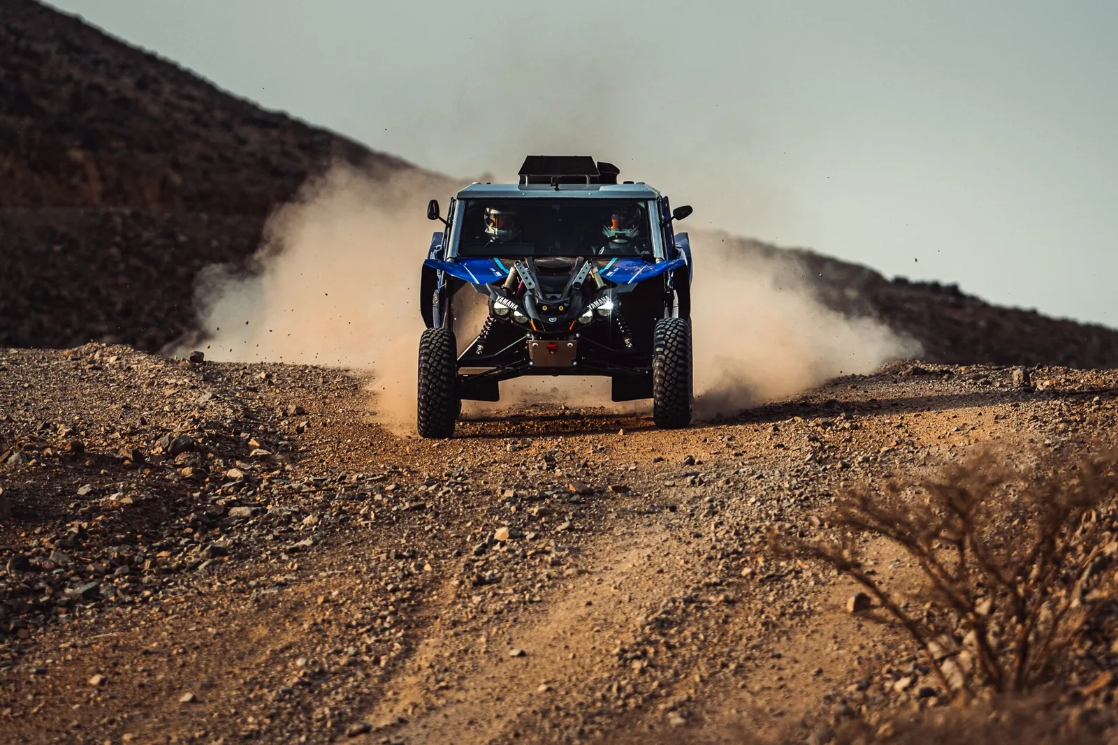 Vehículo del Dakar 2021 en una pista durante el shakedown de diciembre de 2020